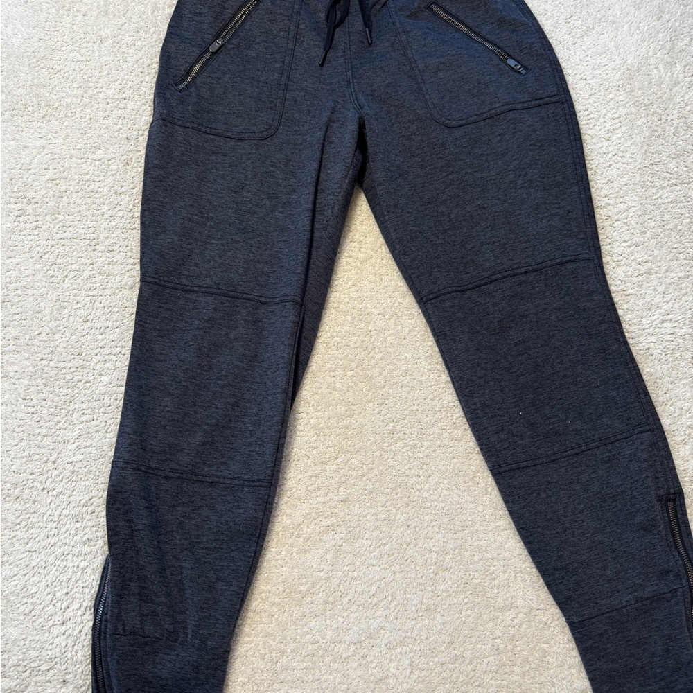 Athleta Women’s Charcoal Jogger Pants